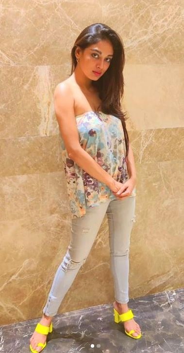 Bibriti Chatterjee Height & Weight