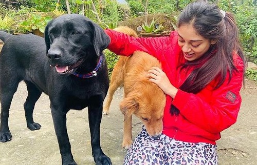 Bibriti Chatterjee loves pet dog