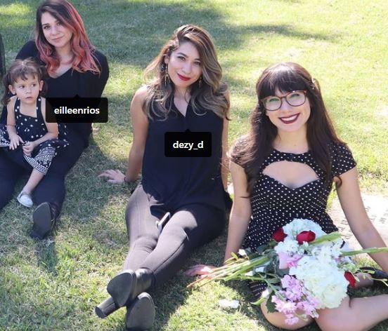 Abelina Sabrina with her sisters and niece