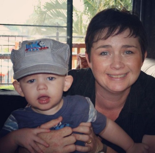 Childhood picture of Finn Little with his mom Libby Little