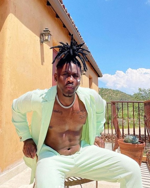 Edwig Henson worked with big artists such as Rihanna, Shenseea, Saweetie, etc