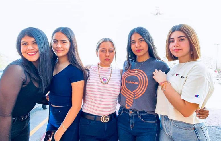 Alexa Gaytan with her friends