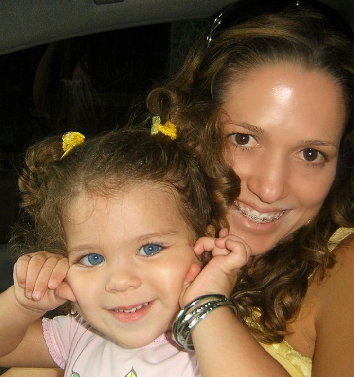 Childhood image of Leyla Star with her mother