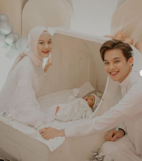 Dinda Hauw with her husband and son