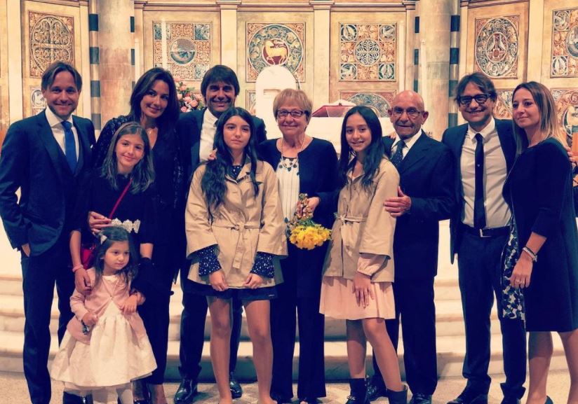 Elisabetta Muscarello with her husband daughter and other family members