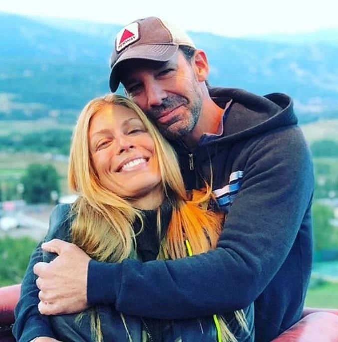 Erik Brooks got engaged in Bahamas