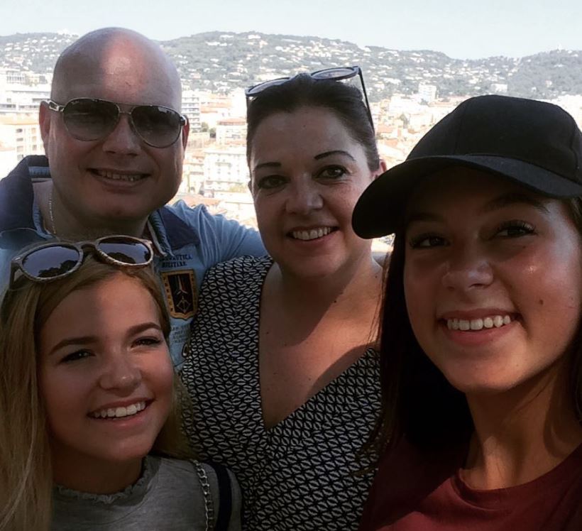 Jade Anna Van Vliet with her family