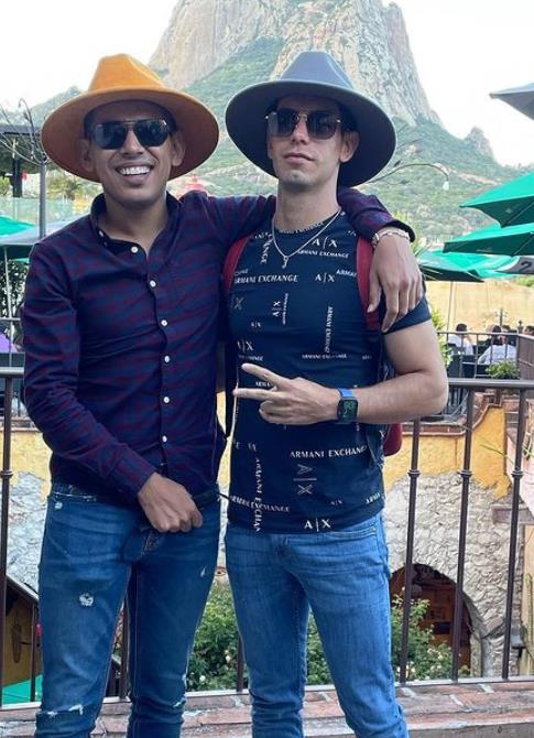 Jhonny Caz with his boyfriend