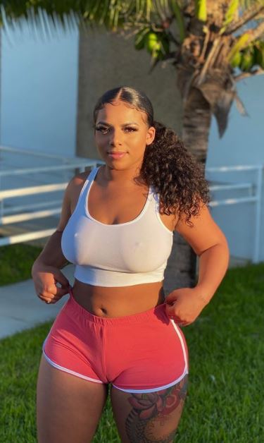 Mikayla Saravia bio