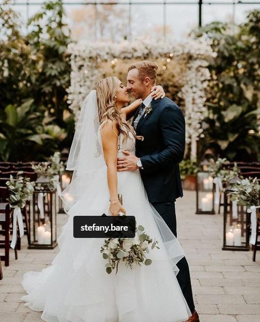Nick Bare and his wife on their wedding
