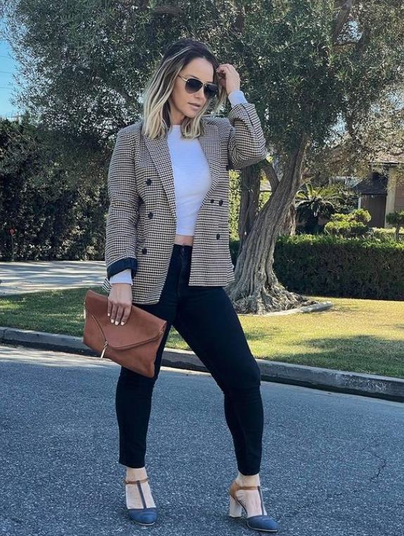 Rosie Rivera height