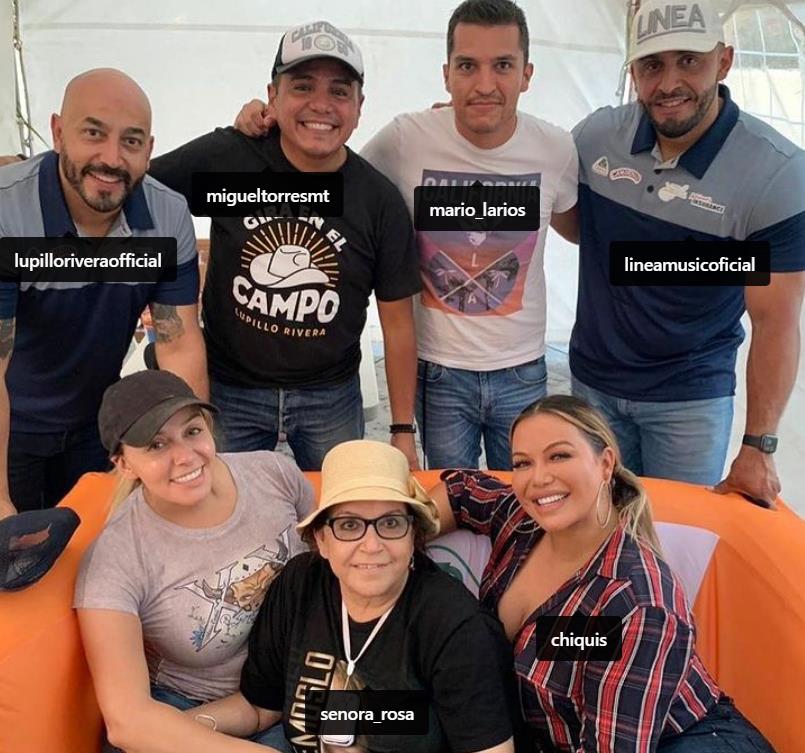 Rosie Rivera with her mother siblings and niece