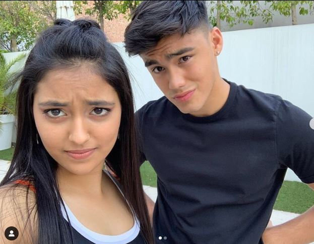 Shivani Paliwal with her friend Bailey May