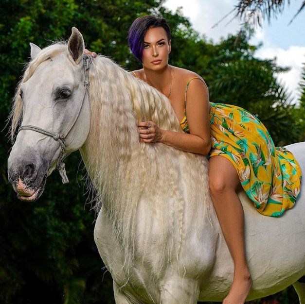 Zahra Elise likes to do horse riding