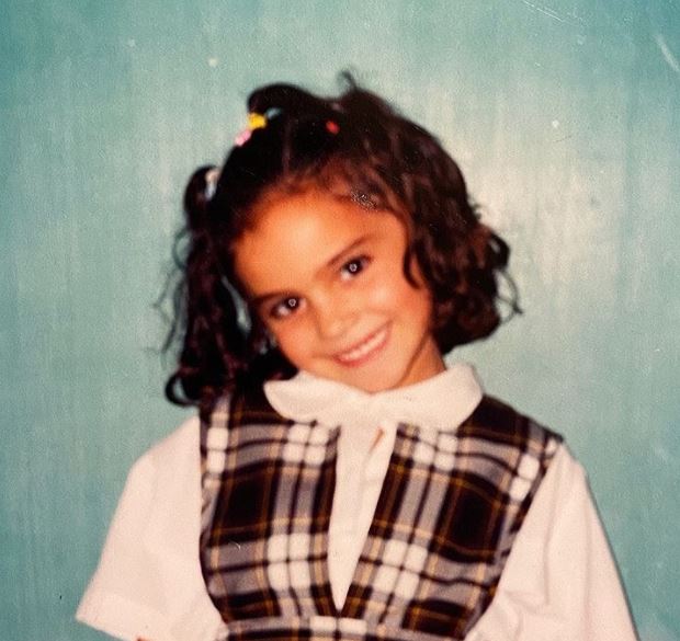 Andrea Londo's childhood image