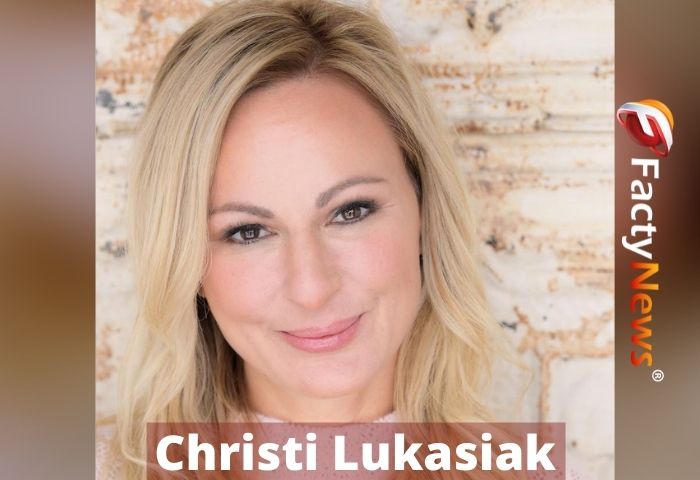 Christi Lukasiak