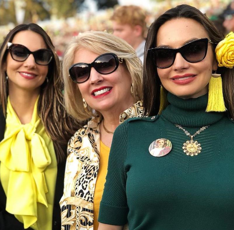 Jessica Cristobal with her sister and mother