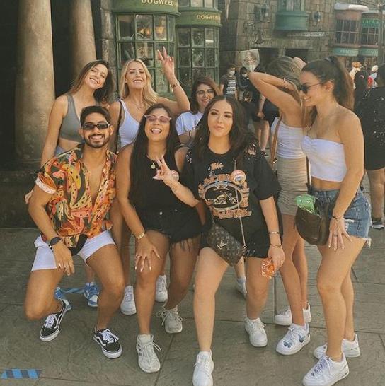 Kiki Passo with her friends