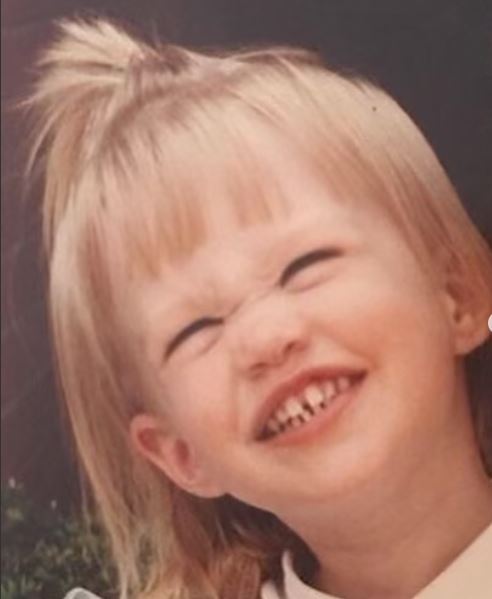 Mair Mulroney's childhood image