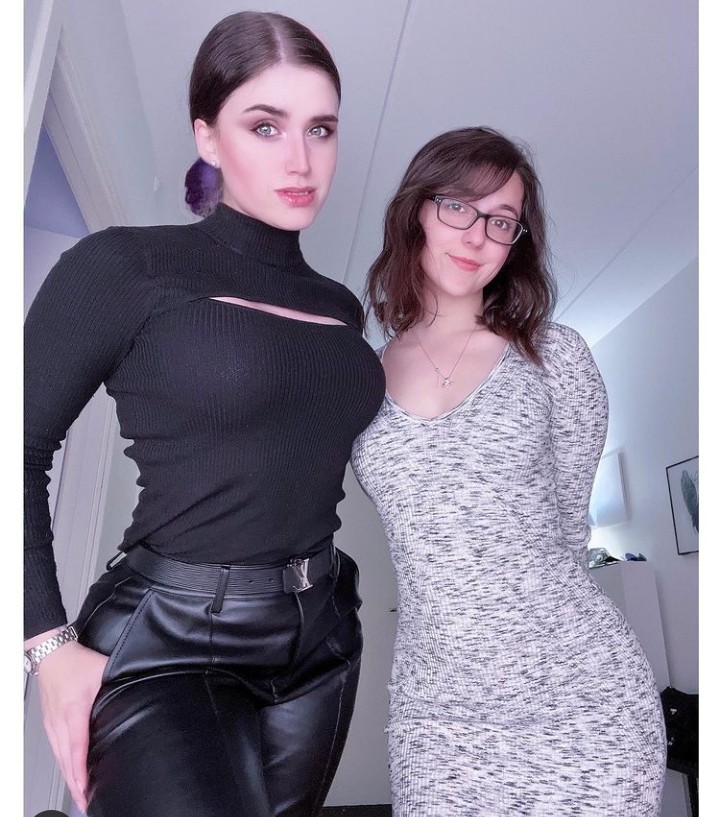 Sara Mei Kasai with her friend