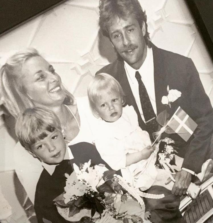 Tine Høgh with her husband and kids