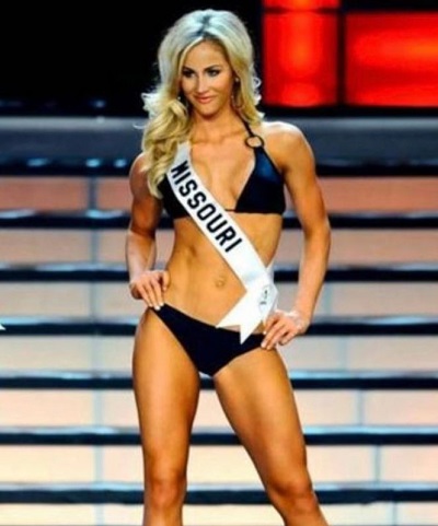 Candice Crawford won the Miss Missouri USA 2008 title