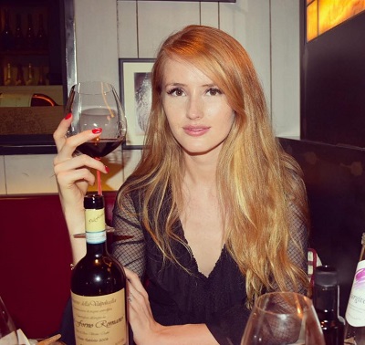 Annika Backes drinks occassionally
