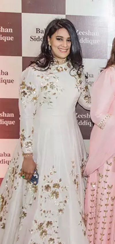 Arshia Siddique height is 5 feet 5 inches