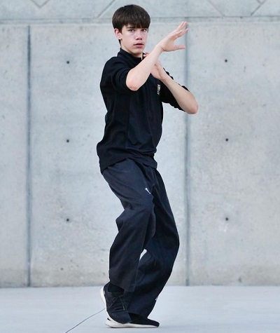Ethan Fineshriber height is 5 feet 6 inches