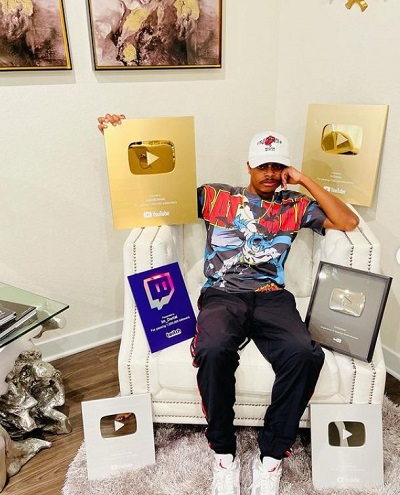 ImDontai has many silver and gold play buttons