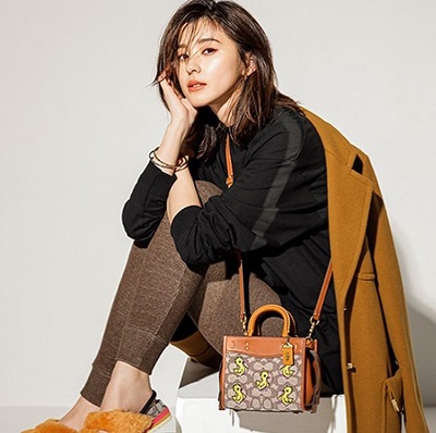 Aya Asahina began her career as a model