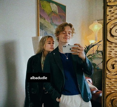 Lucas Lynggaard Tønnesen with Alba August