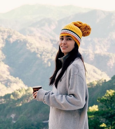 Samantha Ashley loves traveling