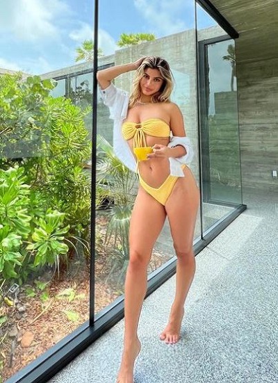Paloma Aguilar height is 5 feet 7 inches