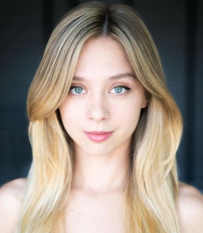 Anna Lore ethnicity is White-caucasian