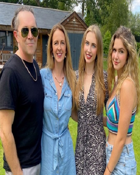Jazzy Ballerini photograph with her family