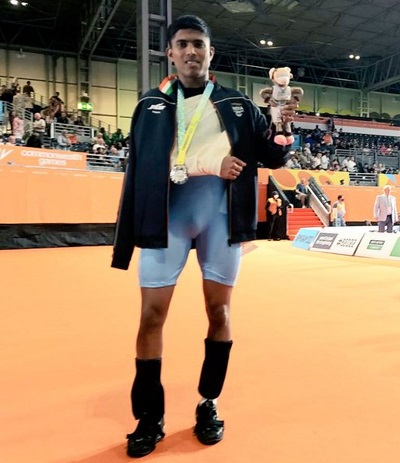Sanket Mahadev Sargar height is 5 feet 8 inches