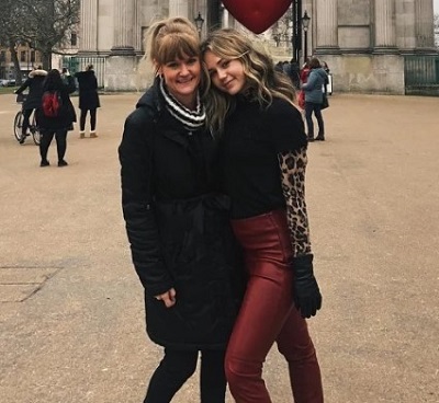Brec Bassinger's mom Shelley Bassinger