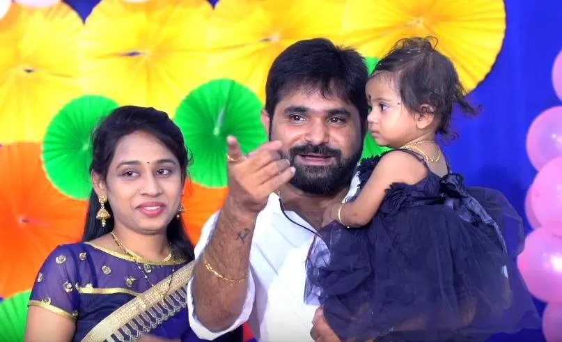 Chalaki Chanti's wife and daughter