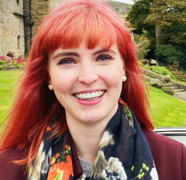 Who Is Izzie Balmer Wiki Biography Net Worth Age Height Husband