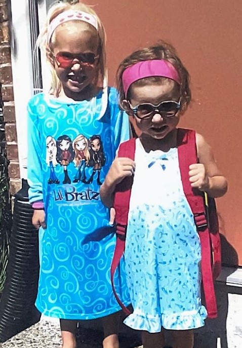 Lilia Schneider's childhood pic with her sister