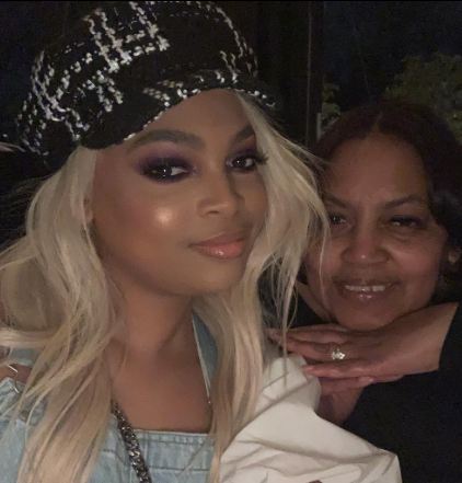 Alonzo with her mom
