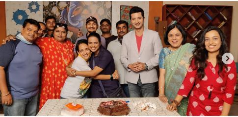 Amruta with her star cast