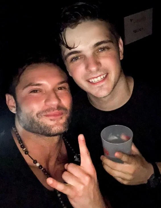 An old image of Tavi with his friend Martin Garrix