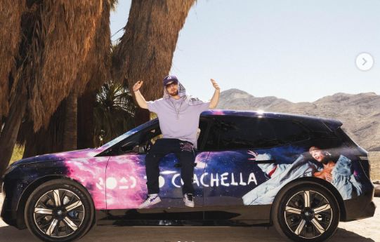 Angus Cloud with his car