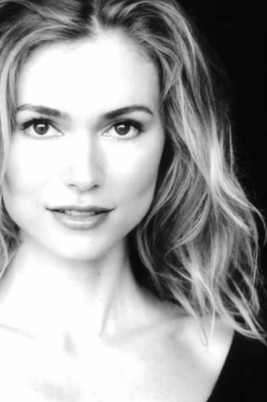 Dylan Tays is an Actress