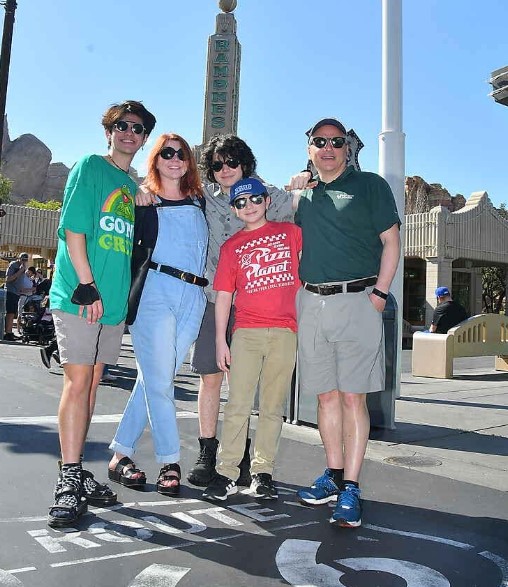 Griffin Santopietro with his dad (John Santopietro), mom (Kathy Santopietro), and brothers Max Santopietro