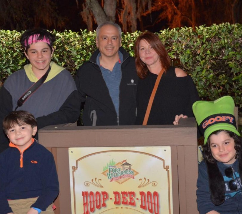 Griffin Santopietro with his family father (John Santopietro), mother (Kathy Santopietro), Max Santopietro (elder brother), and younger brother (as old image)