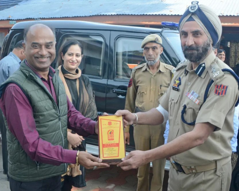 Hemant Lohia IPS was the DGP of Jammu and Kashmir