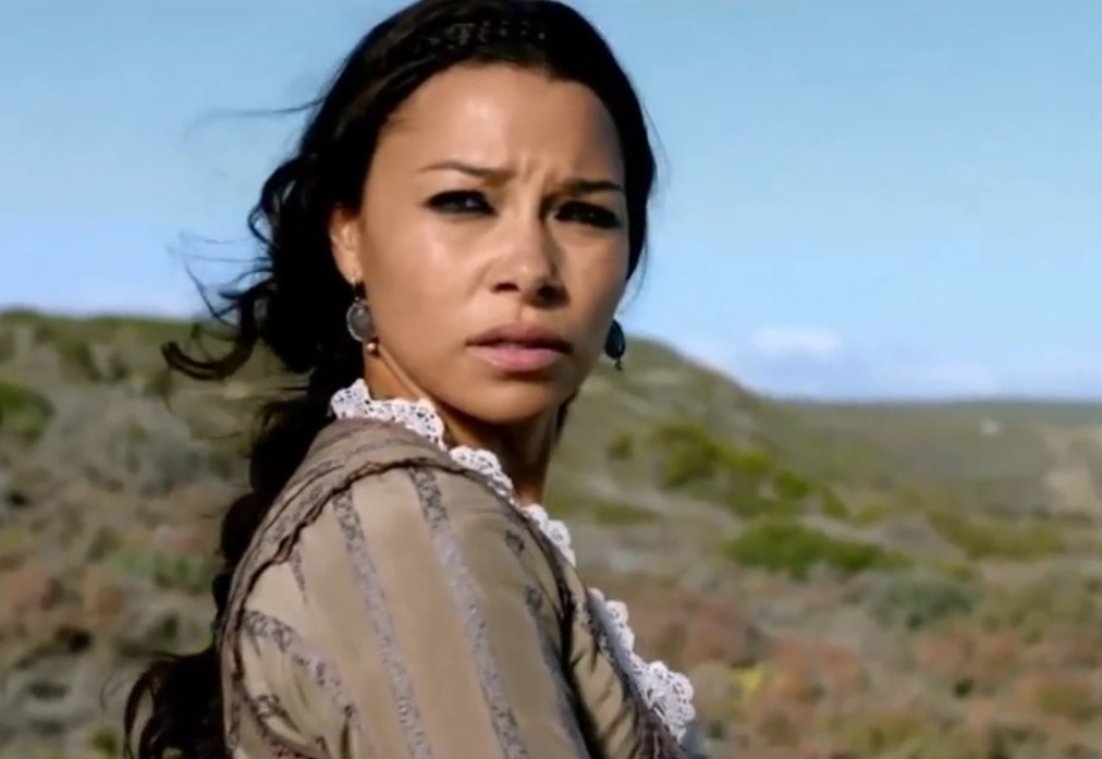 Jessica Parker Kennedy played the role of Max in the movie Black Sails